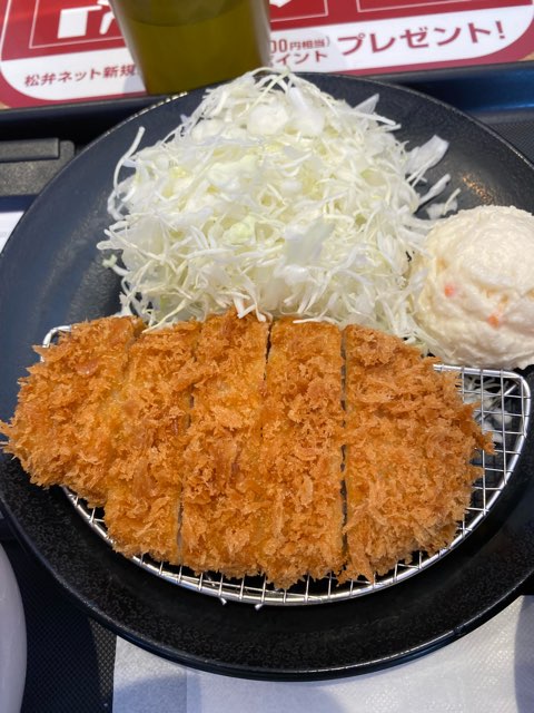 ワンコインとんかつ定食